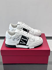 Okify Valentino White And Black Men Sneakers - 1