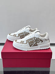 Okify Valentino White And Brown Men Sneakers - 5