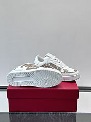 Okify Valentino White And Brown Men Sneakers - 3