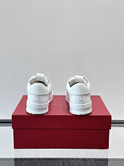 Okify Valentino White And Beige Men Sneakers 1 - 6