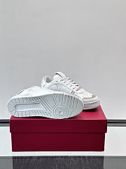 Okify Valentino White And Beige Men Sneakers 2 - 5