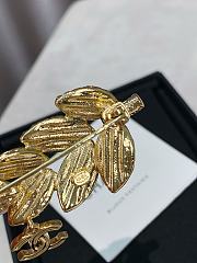 Okify CC Light Gold Rhinestone Brooch - 5