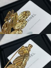 Okify CC Light Gold Rhinestone Brooch - 6