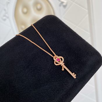 Okify Tiffany Rose Gold Necklace With Pink Rhinestone