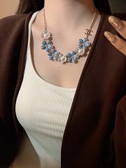 Okify CC Blue Flower Necklace 1 - 4