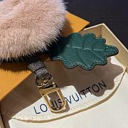 Okify Louis Vuitton Chestnut Coin Purse Charm  - 4