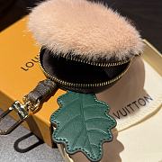 Okify Louis Vuitton Chestnut Coin Purse Charm  - 5