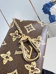Okify Louis Vuitton Key Pouch M27671 12x7x1.5cm - 3