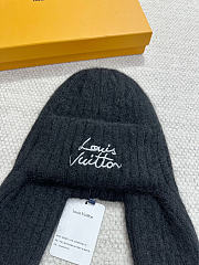Okify Louis Vuitton Black Knitted Mohair Rabbit Ear Hat - 2