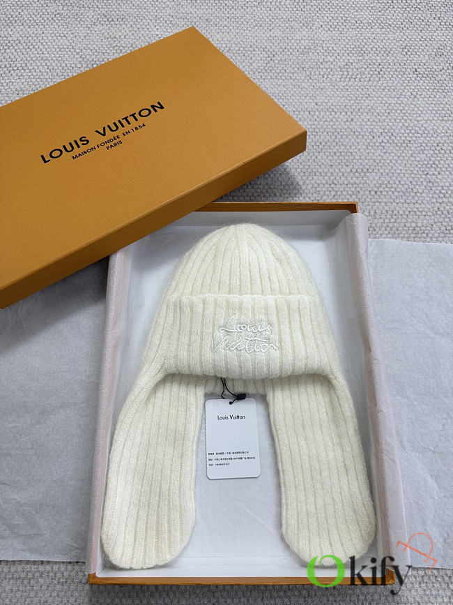 Okify Louis Vuitton White Knitted Mohair Rabbit Ear Hat - 1