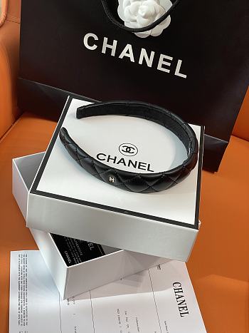 Okify CC Black Narrow Headband Gold Hardware