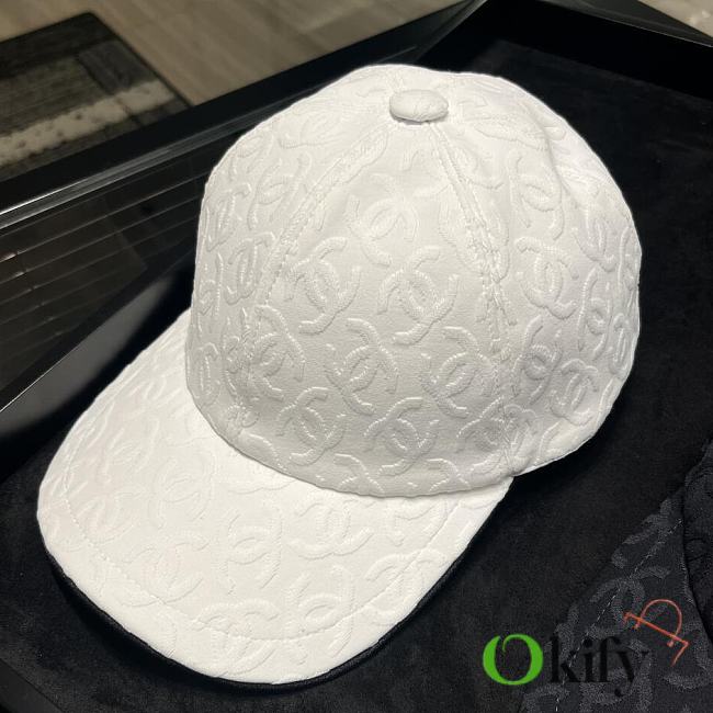 Okify CC White Baseball Cap 28091 - 1