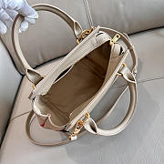 Okify Burberry Banwell Bag White 21x20x13cm - 3