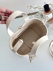 Okify Dior Toujours Vertical Bag White 18x16x12cm - 5