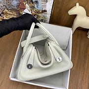 Okify Hermes Lindy 26 Clemence Bag White 26cm - 3