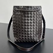 Okify Bottega Veneta Andiamo Bucket Bag Dark Brown 25x18.5x11cm - 2