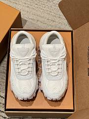Okify Louis Vuitton White Men Sneakers 28197 - 3