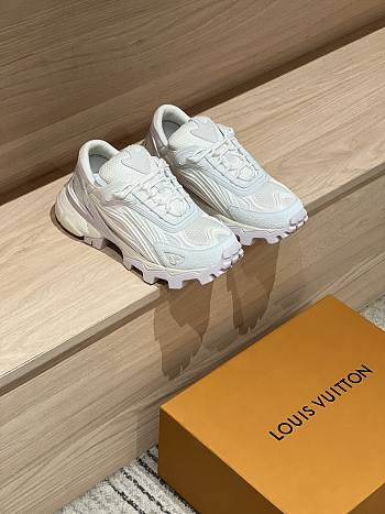 Okify Louis Vuitton White Men Sneakers 28197