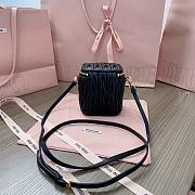 Okify MiuMiu Matelasse Vanity Bag Black 10.5x9.5x7cm 5NR018 - 4