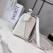 Okify Loewe Fringe Puzzle Bag White 24x16x10.5cm - 2