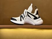 Okify Louis Vuitton V Archlight Black And White Women Sneakers - 1