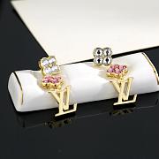 Okify Louis Vuitton Gold Flower Earrings With Diamond - 4