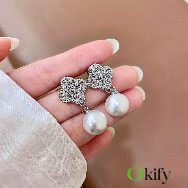 Okify VCA Silver Earrings With Diamond And Pearl - 1