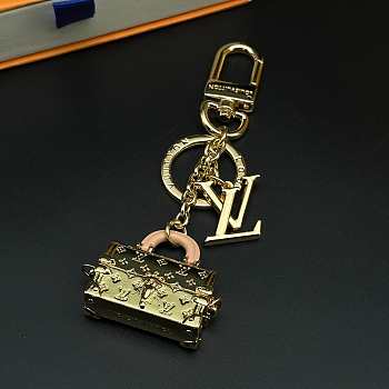 Okify Louis Vuitton Gold Trunk Key Chain