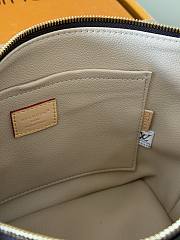 Okify Louis Vuitton Cruiser Toiletry Bag M15350 21x18x11cm - 6