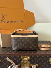 Okify Louis Vuitton Cruiser Toiletry Bag M15350 21x18x11cm - 2