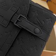 Okify Louis Vuitton Christopher Messenger Bag Black M28324 32x19.5x11cm - 6