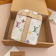 Okify Louis Vuitton x TM Cruiser Toiletry Bag White M27900 22x13.5x12cm - 6