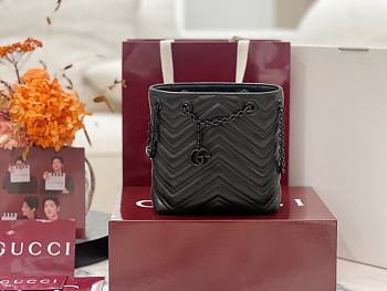 Okify Gucci Marmont Slim Bucket Bag Black 17x16x6.5cm