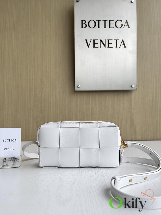Okify Bottega Veneta Cassette Bag White 18x9x3.5cm - 1