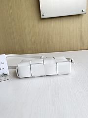 Okify Bottega Veneta Cassette Bag White 18x9x3.5cm - 2