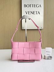 Okify Bottega Veneta Cassette Shoulder Bag Pink 23x16x6.5cm - 1