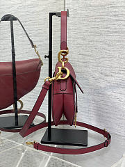 Okify Dior Saddle Bag In Dark Red Grain Leather 24x18x6cm - 5