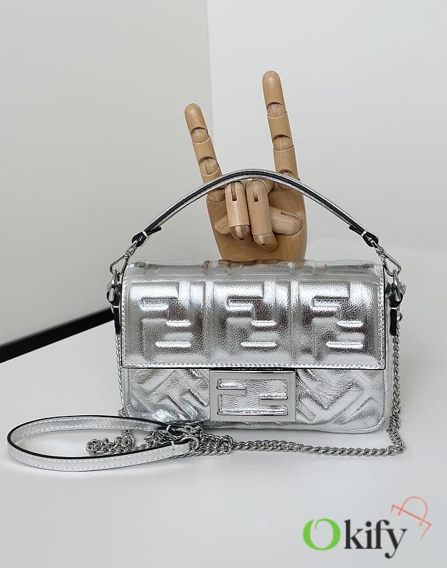 Okify Fendi Baguette Bag Silver Chain Strap 19x12x5cm  - 1