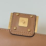 Okify Fendi Baguette Bag Light Brown Chain Strap 19x12x5cm  - 2