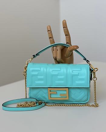 Okify Fendi Baguette Bag Tiffany Blue Chain Strap 19x12x5cm 
