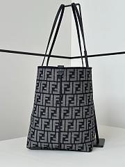 Okify Fendi Large Roll Shopper Bag Reversible Black 33x30x22cm - 6
