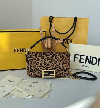Okify Fendi Baguette Leopard Bag 19x12x5cm