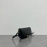 Okify Celine Halfmoon Soft Triomphe Small Bag Black 25x13x5cm - 4
