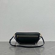 Okify Celine Halfmoon Soft Triomphe Small Bag Black 25x13x5cm - 2