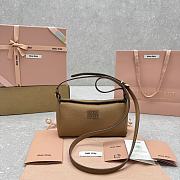 Okify MiuMiu Leather Bag Brown 5734 19x18x10cm  - 1