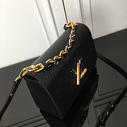 Okify Louis Vuitton Twist MM Bag In Black Epi 23x17x9.5cm - 6
