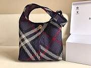 Okify Burberry Check Knitted Shoulder Bag Purple 28x28x17.5cm - 4