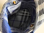 Okify Burberry Check Knitted Shoulder Bag Gray 28x28x17.5cm - 4