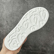 Okify Alexander Mcqueen Crystal Embellished Sneakers - 4