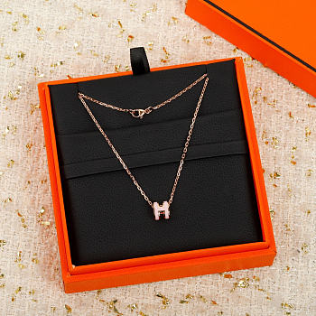 Okify Hermes Light Pink H Charm Rose Gold Necklace 